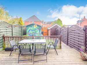 Photo 8- click for photo gallery